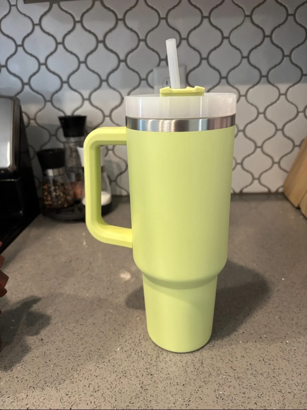 Stanley Lime Green Insulated Travel Tumbler with Handle - Picture 2 of 2
